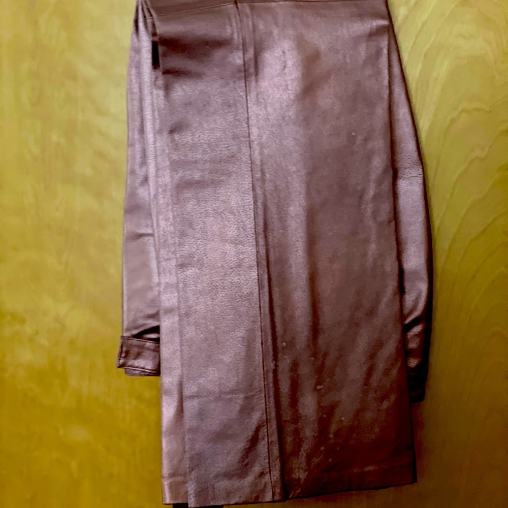 Boutique Europa bronze leather pants. Size 16. Fashion forward